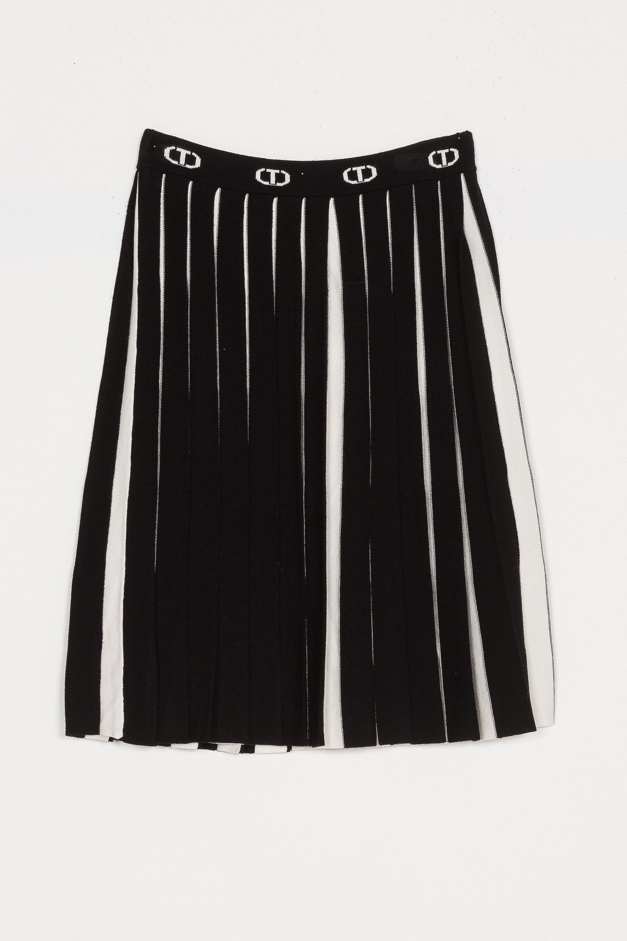 Bic Black/Off White Knit Skirt